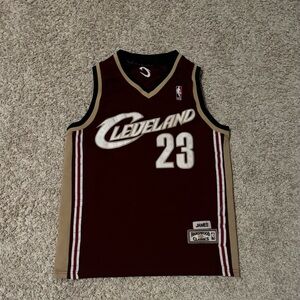 Lebron James jersey